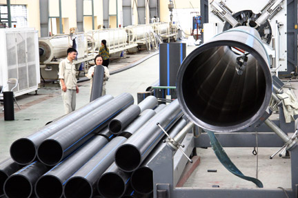 Promueve Vietnam inversiones centradas en asociados y sectores claves